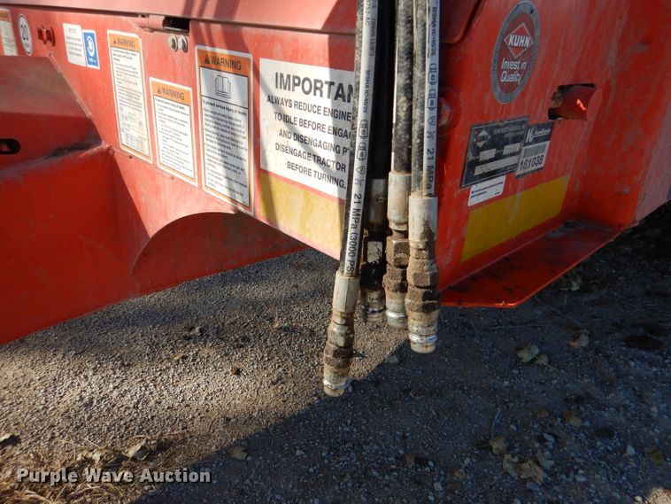 image for item DH3418 Kuhn PS242 manure spreader