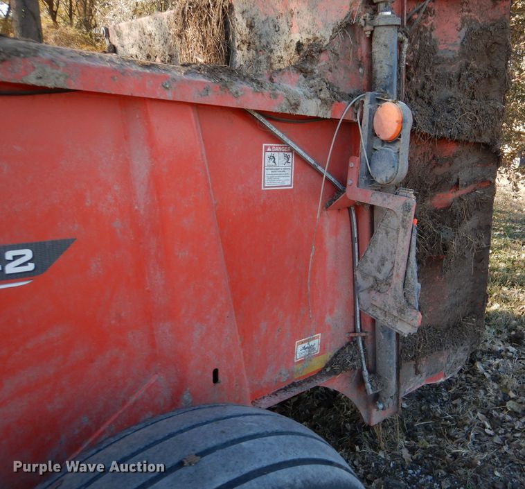 image for item DH3418 Kuhn PS242 manure spreader