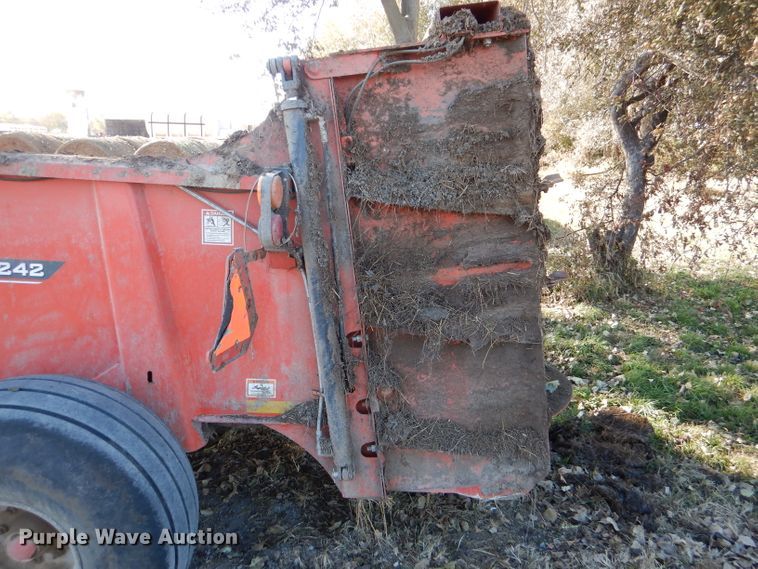 image for item DH3418 Kuhn PS242 manure spreader