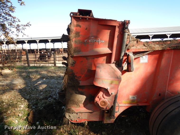 image for item DH3418 Kuhn PS242 manure spreader