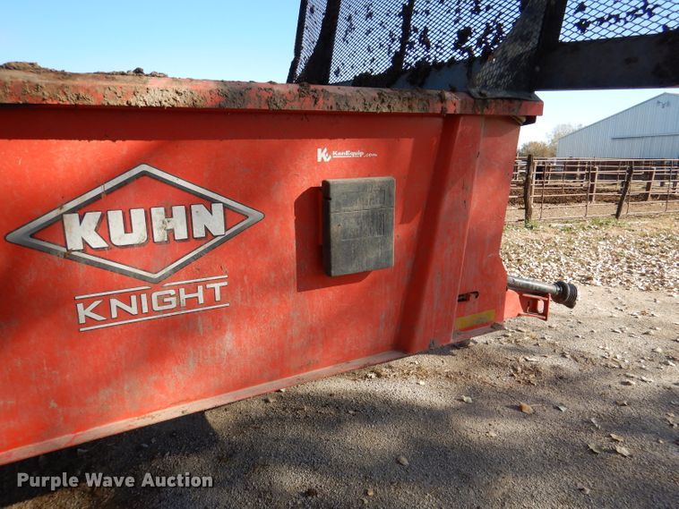 image for item DH3418 Kuhn PS242 manure spreader