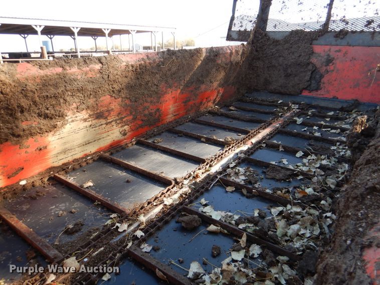 image for item DH3418 Kuhn PS242 manure spreader