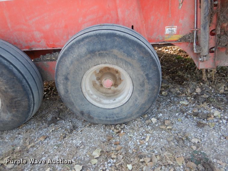 image for item DH3418 Kuhn PS242 manure spreader