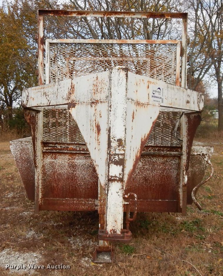 image for item DH3496 1985 shop built utility trailer