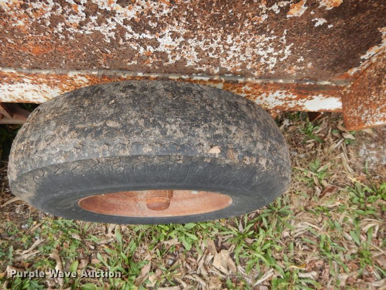 image for item DH3496 1985 shop built utility trailer