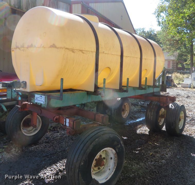 image for item DH3989 Nurse tank trailer
