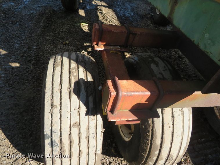 image for item DH3989 Nurse tank trailer