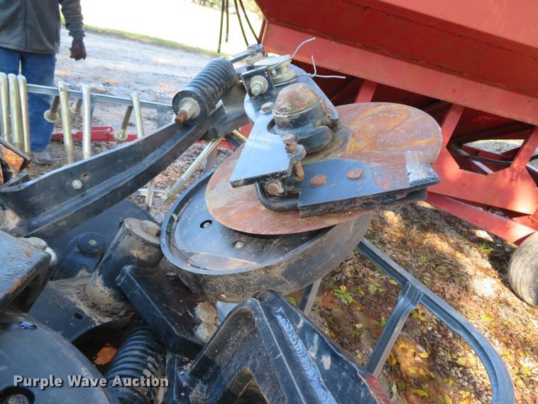 image for item DH3992 (16) liquid fertilizer row units