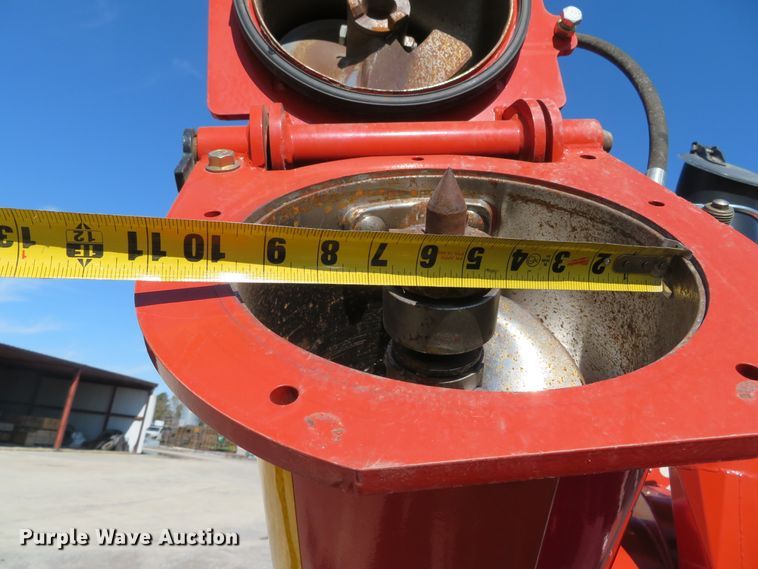 image for item DH3997 Rem VRX grain vacuum