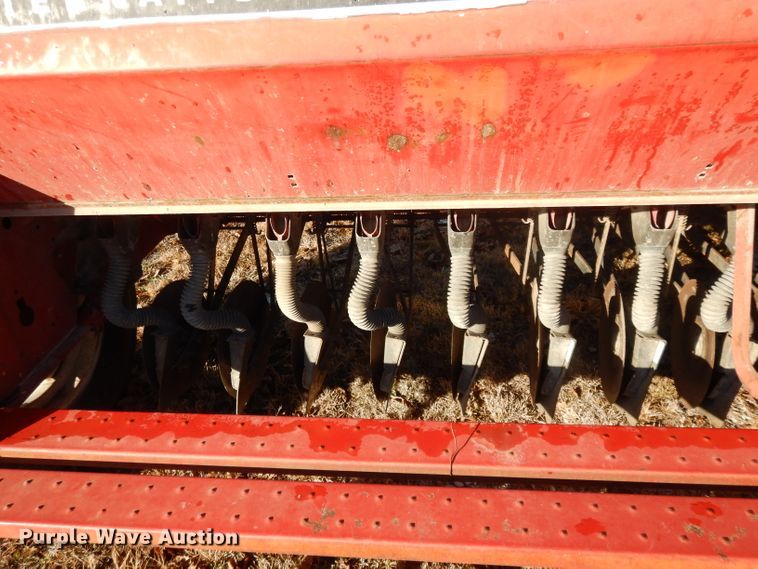 image for item DI8055 (2) International 5100 grain drills