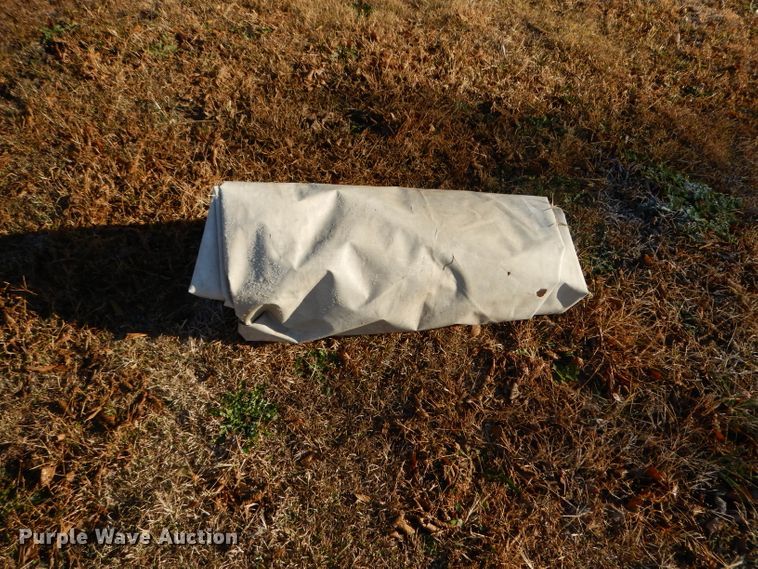 image for item DI8055 (2) International 5100 grain drills