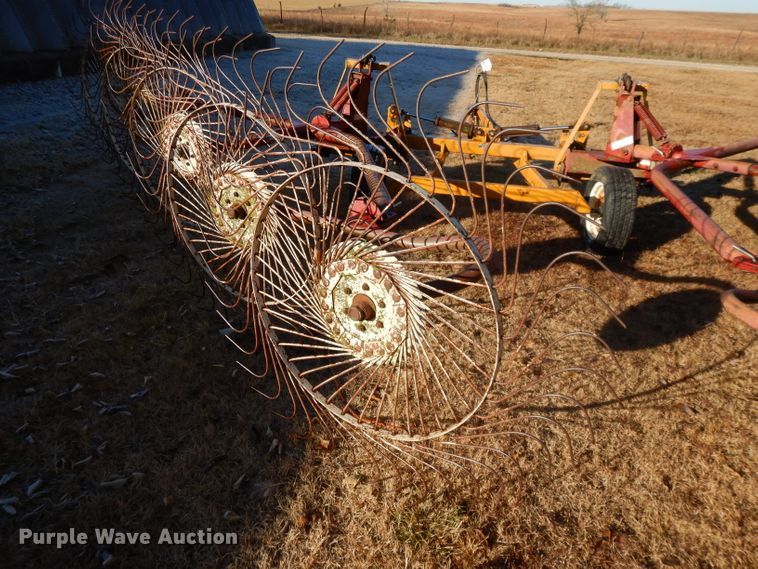 image for item DI8056 Sitrex hay rake