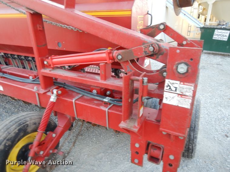 image for item DI8101 Sunflower 9431  grain drill