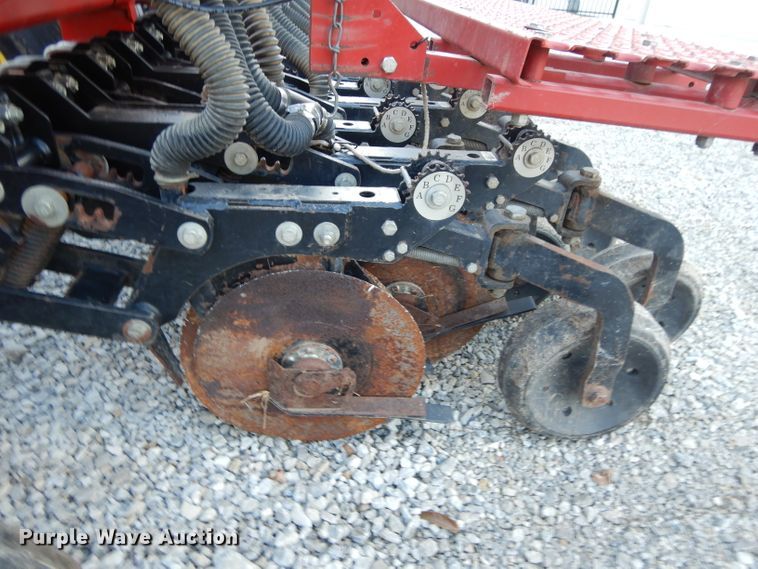 image for item DI8101 Sunflower 9431  grain drill