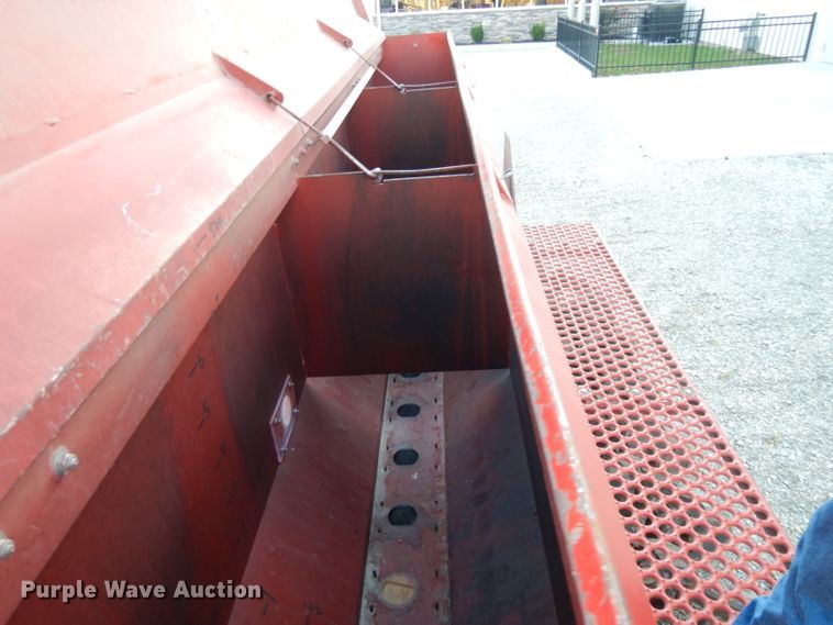 image for item DI8101 Sunflower 9431  grain drill