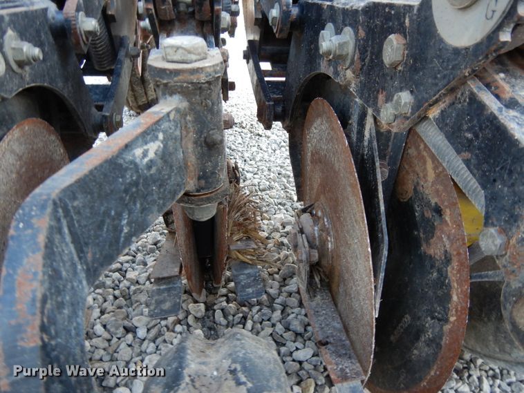 image for item DI8101 Sunflower 9431  grain drill