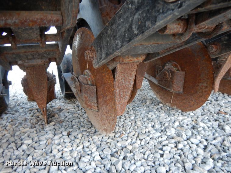 image for item DI8101 Sunflower 9431  grain drill