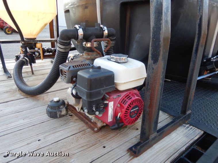 image for item DI8102 2012 Neal nurse tank trailer