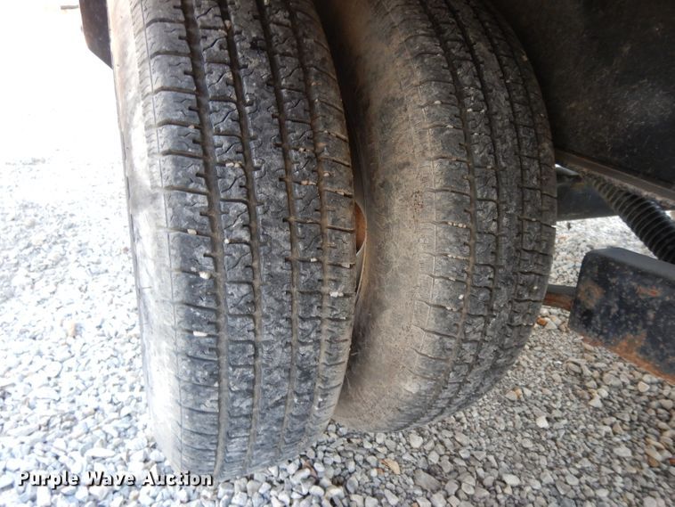 image for item DI8102 2012 Neal nurse tank trailer