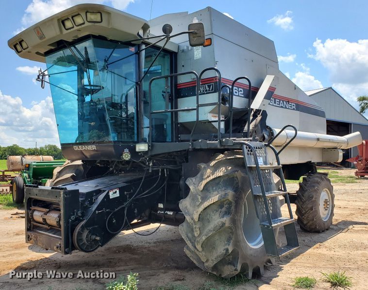 image for item DJ3149 1998 Gleaner R62 75th Anniversary RWA combine