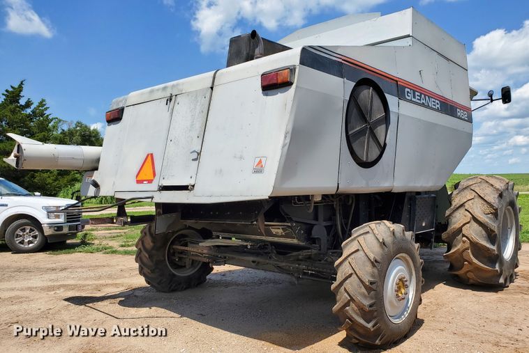 image for item DJ3149 1998 Gleaner R62 75th Anniversary RWA combine