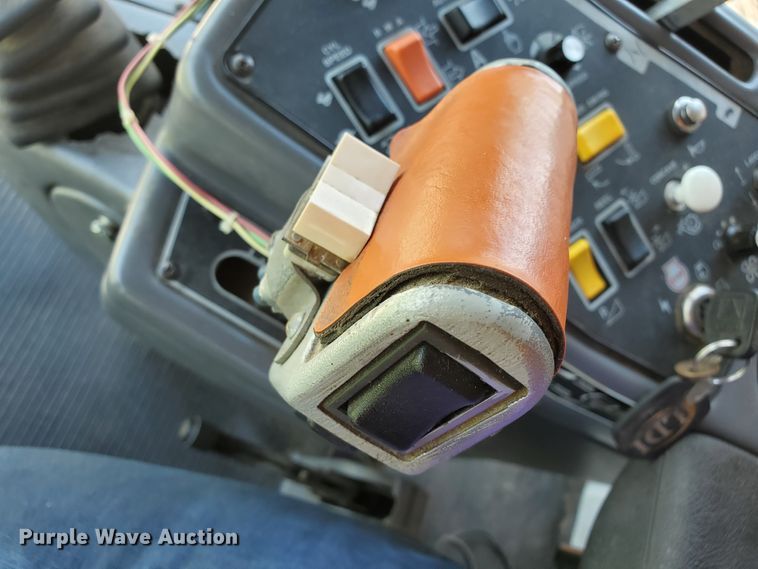 image for item DJ3149 1998 Gleaner R62 75th Anniversary RWA combine