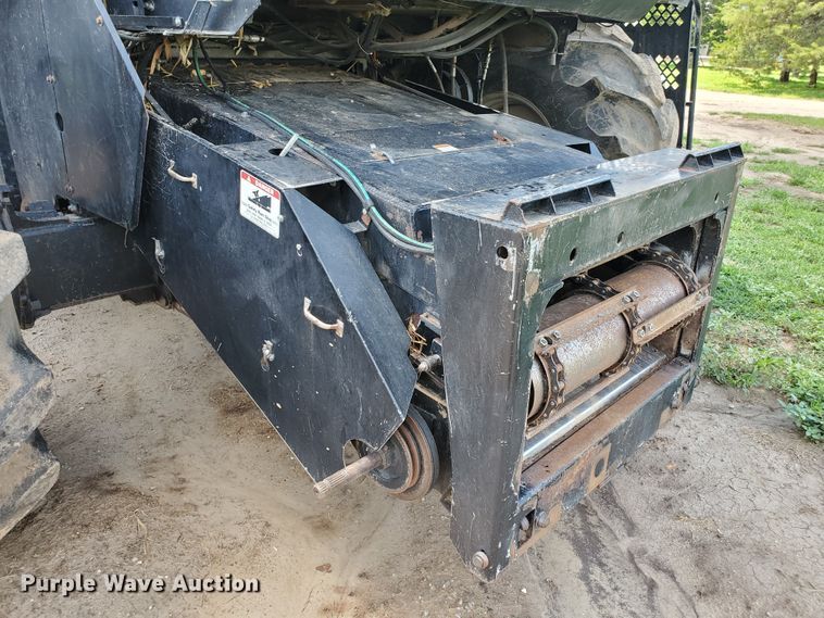 image for item DJ3149 1998 Gleaner R62 75th Anniversary RWA combine