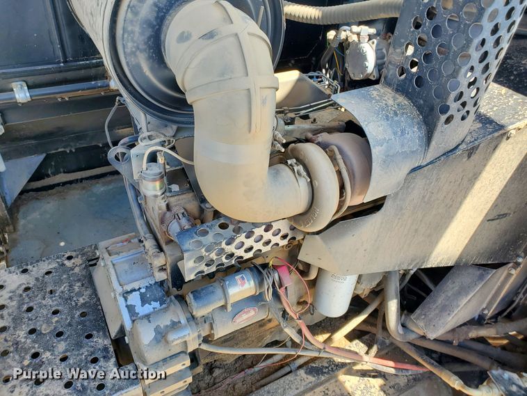 image for item DJ3149 1998 Gleaner R62 75th Anniversary RWA combine