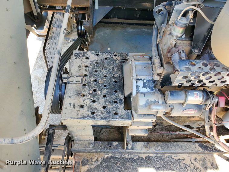 image for item DJ3149 1998 Gleaner R62 75th Anniversary RWA combine