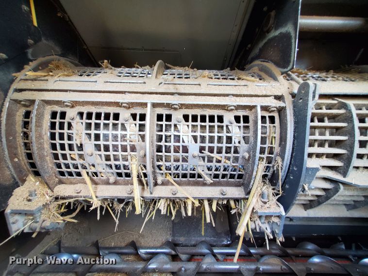 image for item DJ3149 1998 Gleaner R62 75th Anniversary RWA combine