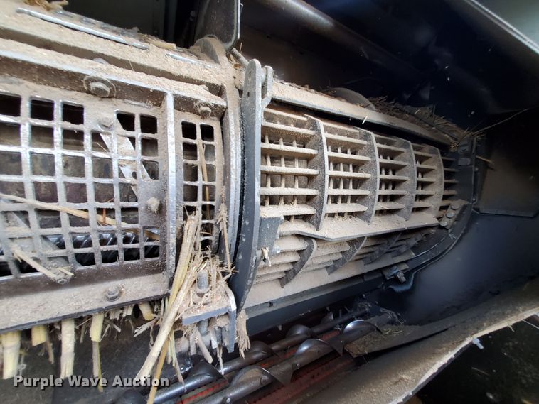 image for item DJ3149 1998 Gleaner R62 75th Anniversary RWA combine