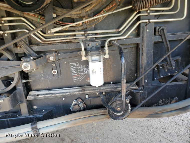 image for item DJ3149 1998 Gleaner R62 75th Anniversary RWA combine