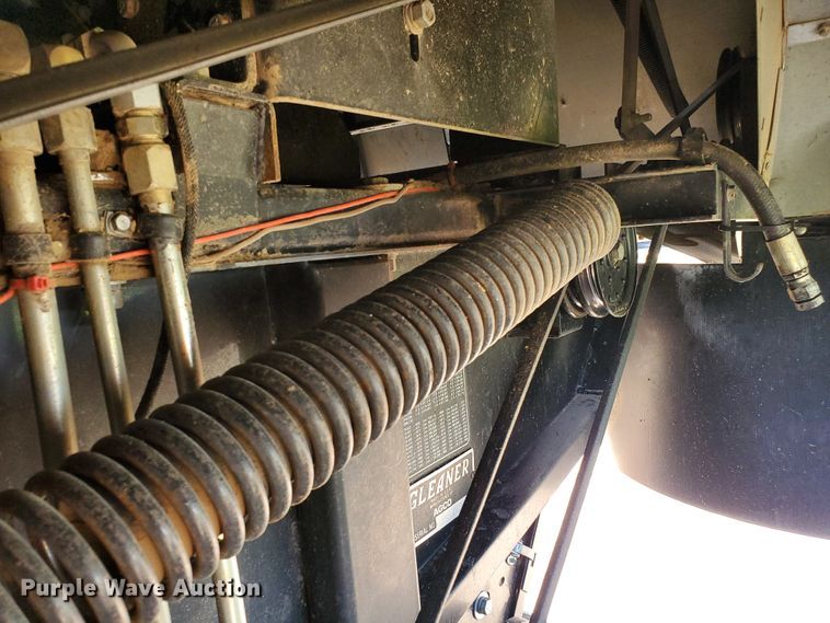 image for item DJ3149 1998 Gleaner R62 75th Anniversary RWA combine