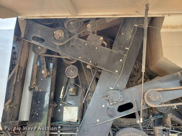 image for item DJ3149 1998 Gleaner R62 75th Anniversary RWA combine