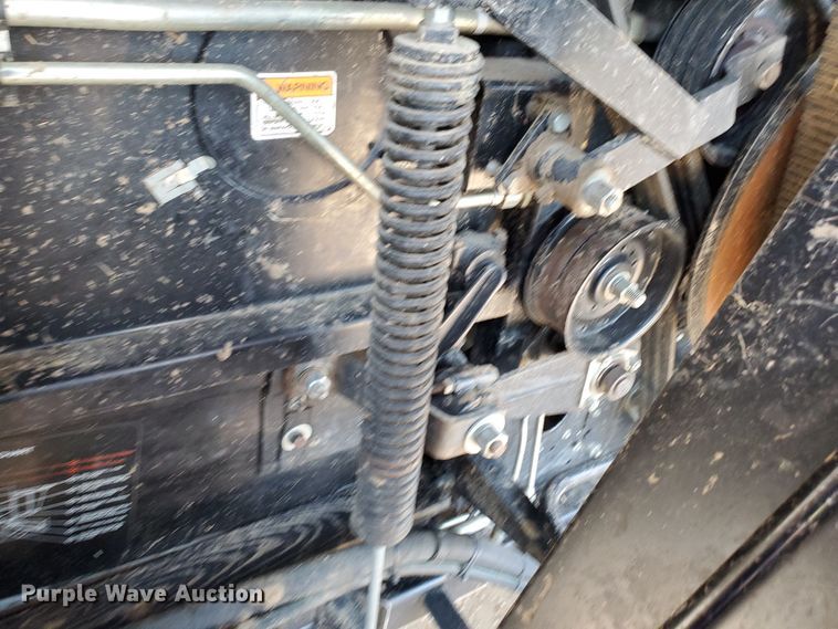 image for item DJ3149 1998 Gleaner R62 75th Anniversary RWA combine