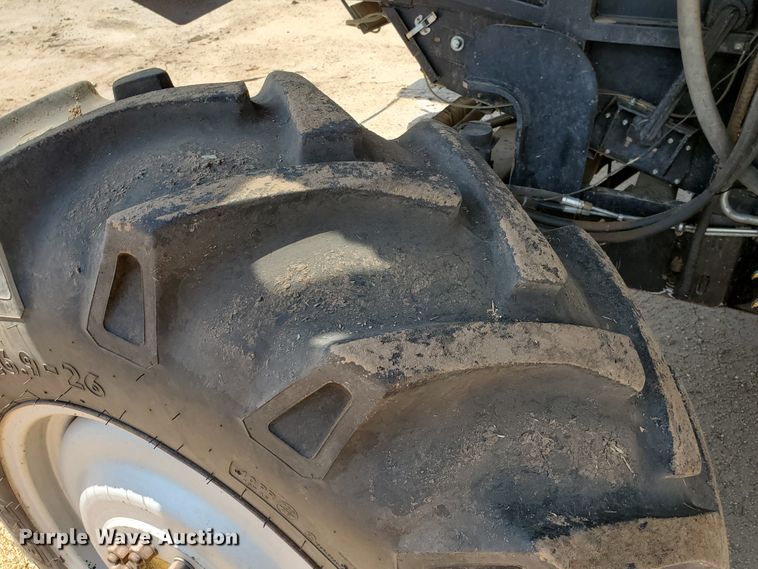 image for item DJ3149 1998 Gleaner R62 75th Anniversary RWA combine