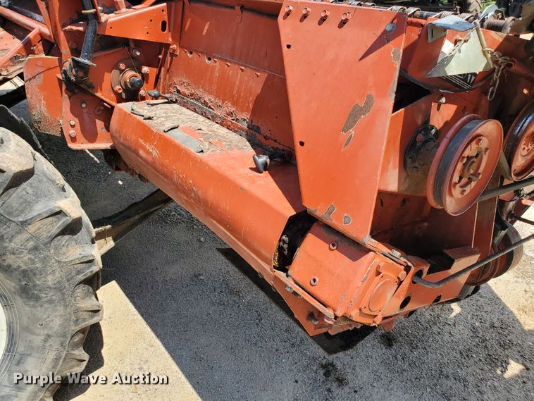 image for item DJ3163 2002 Hesston 8450  windrower