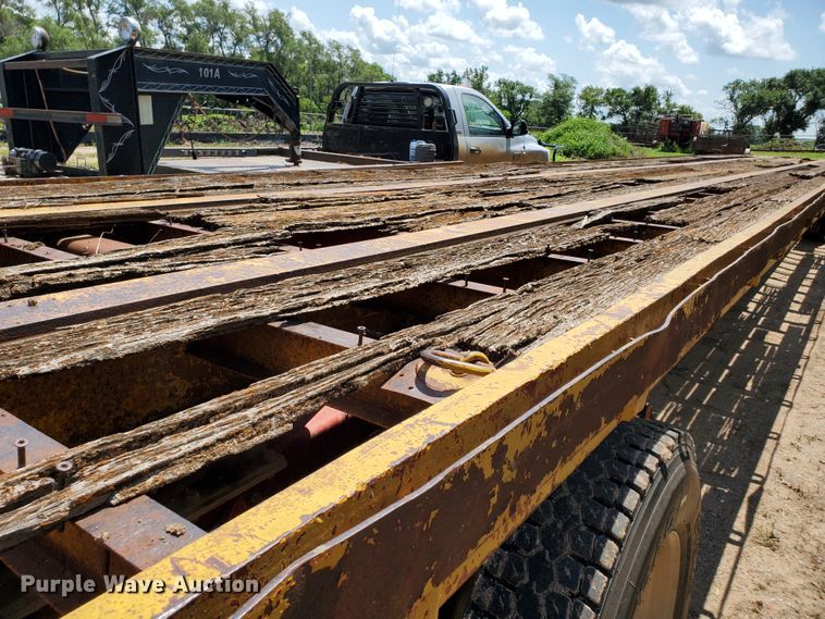 image for item DJ3164 1970 flatbed trailer