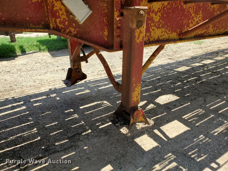 image for item DJ3164 1970 flatbed trailer