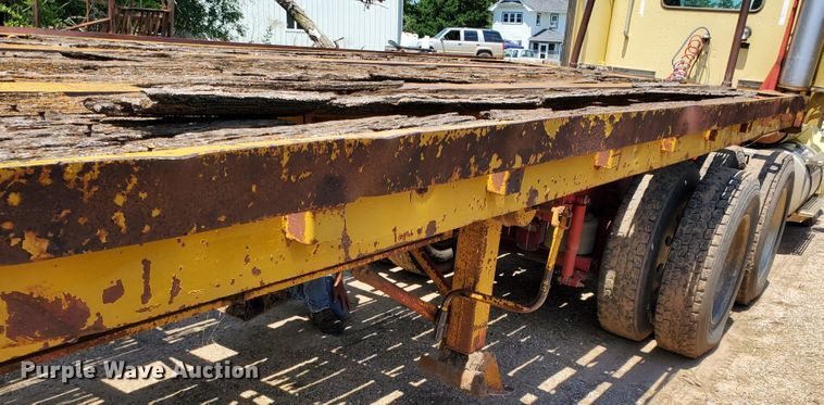 image for item DJ3164 1970 flatbed trailer