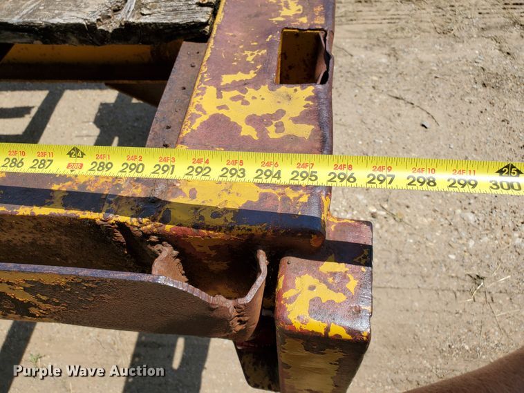 image for item DJ3164 1970 flatbed trailer