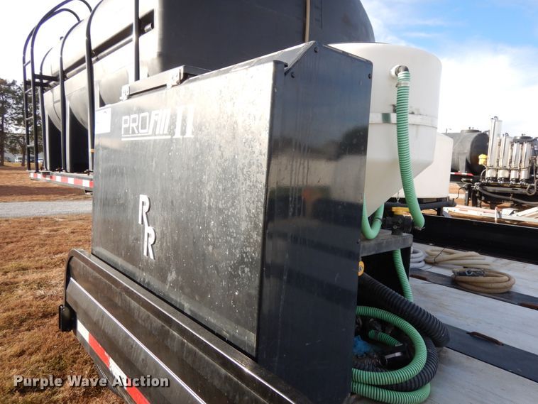 image for item DJ5819 2018 Road Runner 4000 drop deck sprayer trailer