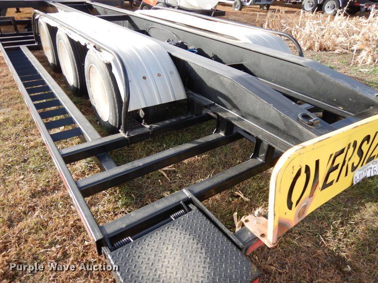 image for item DJ5819 2018 Road Runner 4000 drop deck sprayer trailer