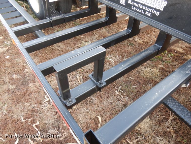 image for item DJ5819 2018 Road Runner 4000 drop deck sprayer trailer