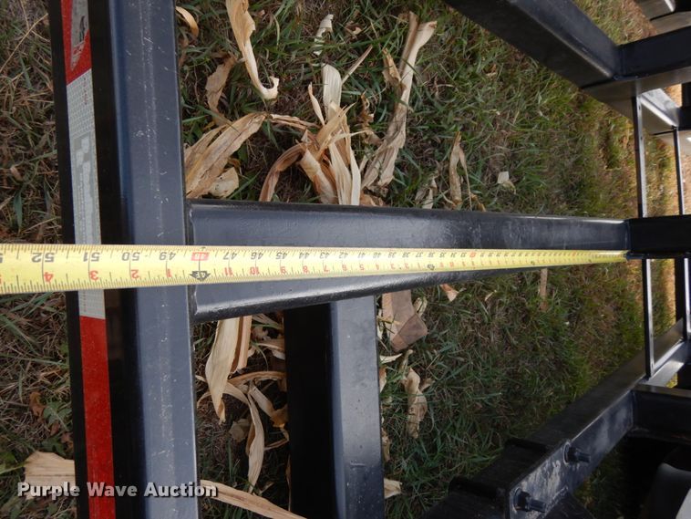 image for item DJ5819 2018 Road Runner 4000 drop deck sprayer trailer