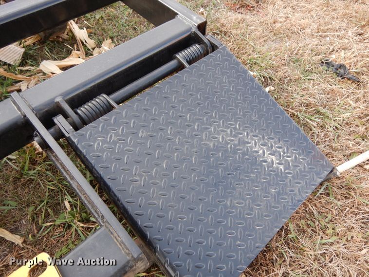 image for item DJ5819 2018 Road Runner 4000 drop deck sprayer trailer