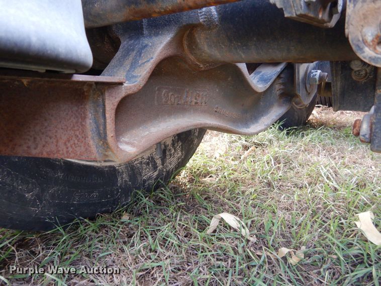 image for item DJ5819 2018 Road Runner 4000 drop deck sprayer trailer