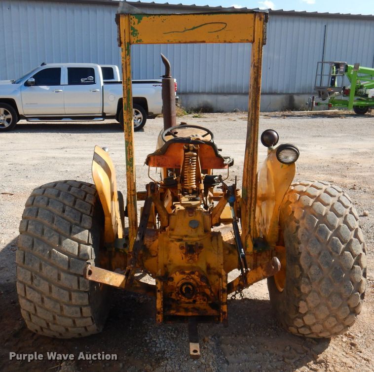 image for item DY9585 John Deere 300  tractor