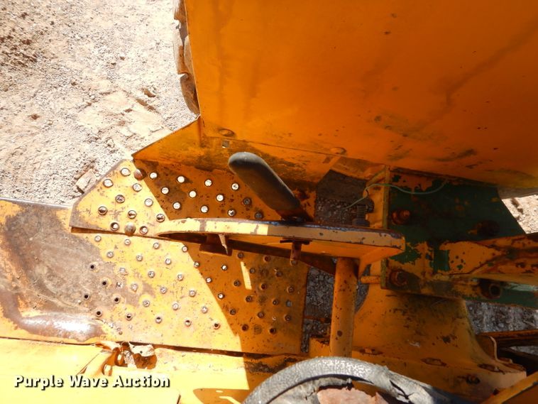 image for item DY9585 John Deere 300  tractor