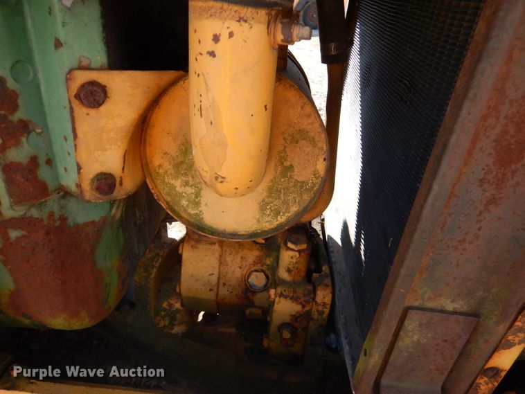 image for item DY9585 John Deere 300  tractor